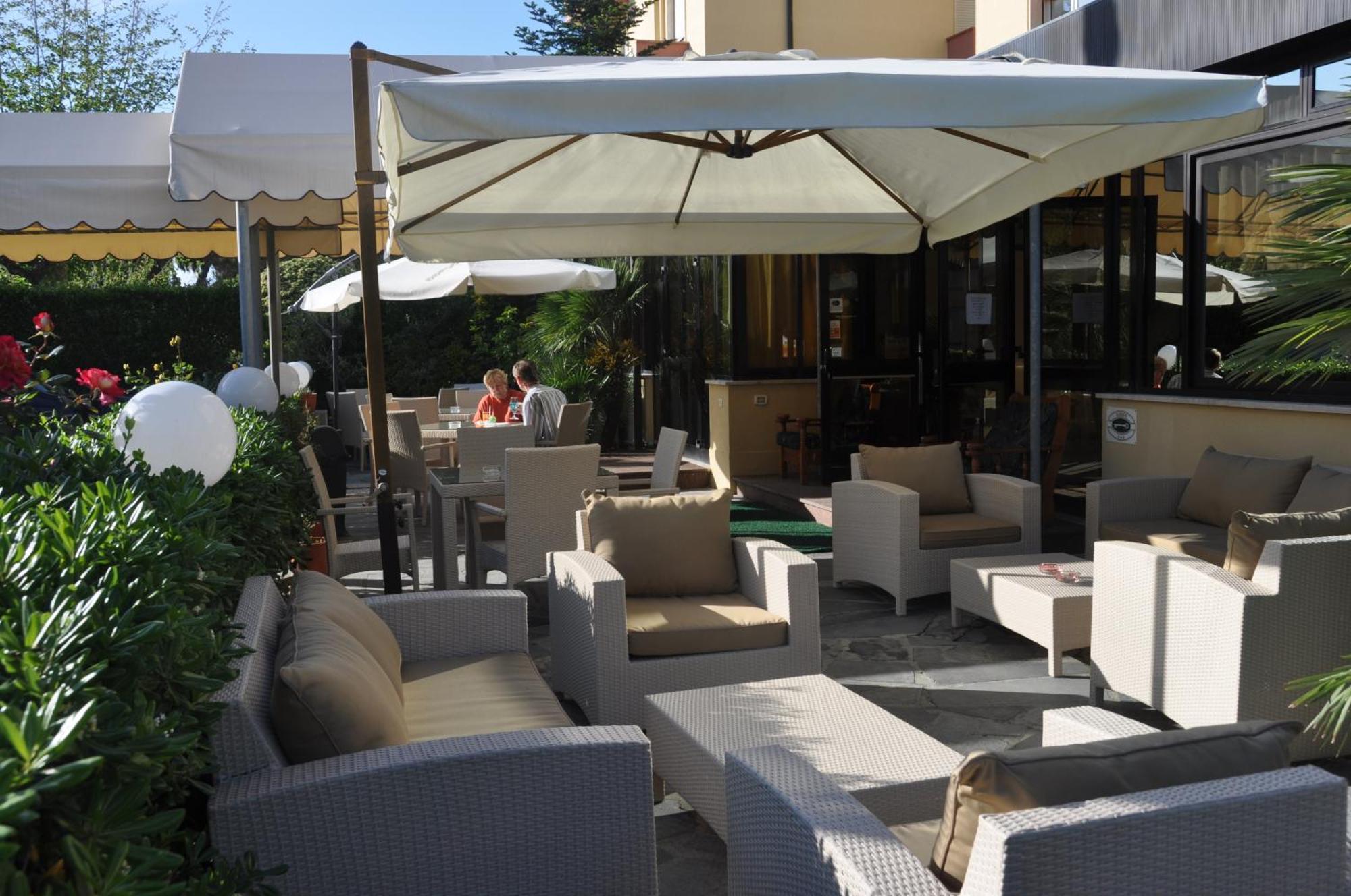 Hotel Pineta Mare 3*